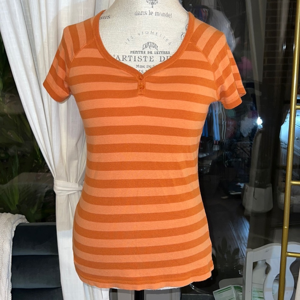 Liz Claiborne orange striped shortsleeve women shirt size Small